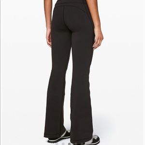 Lululemon yoga pants